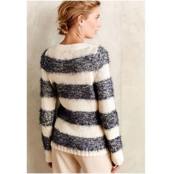 ANTHROPOLOGIE TABITHA Eyelash White Blue Striped Knit Fuzzy Sweater Size M - Picture 3 of 12